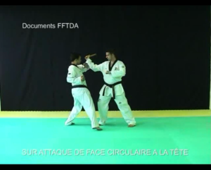 attaque-de-face-circulaire-a-la-tête